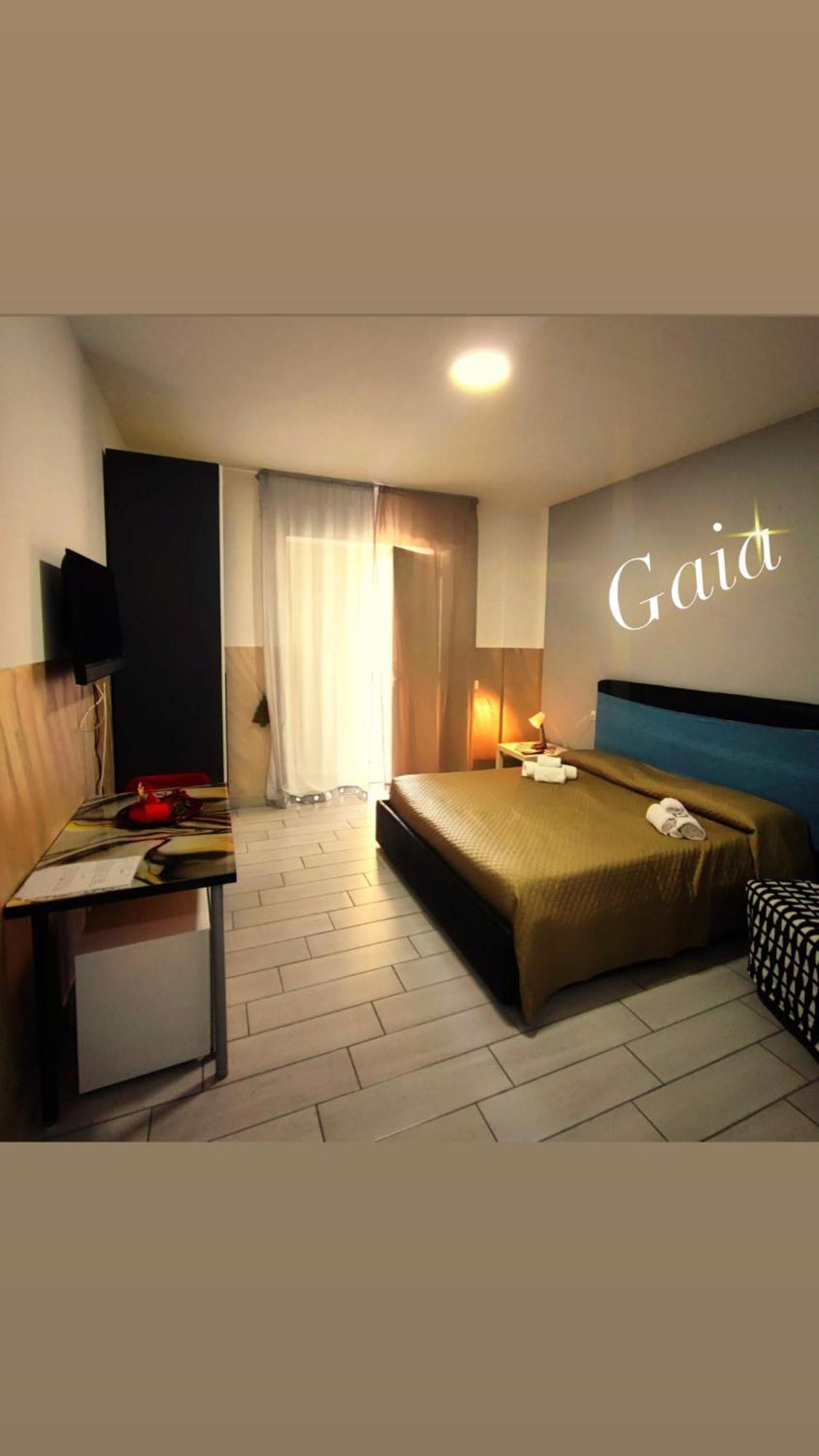 Neapolis Center Bed and Breakfast Buitenkant foto
