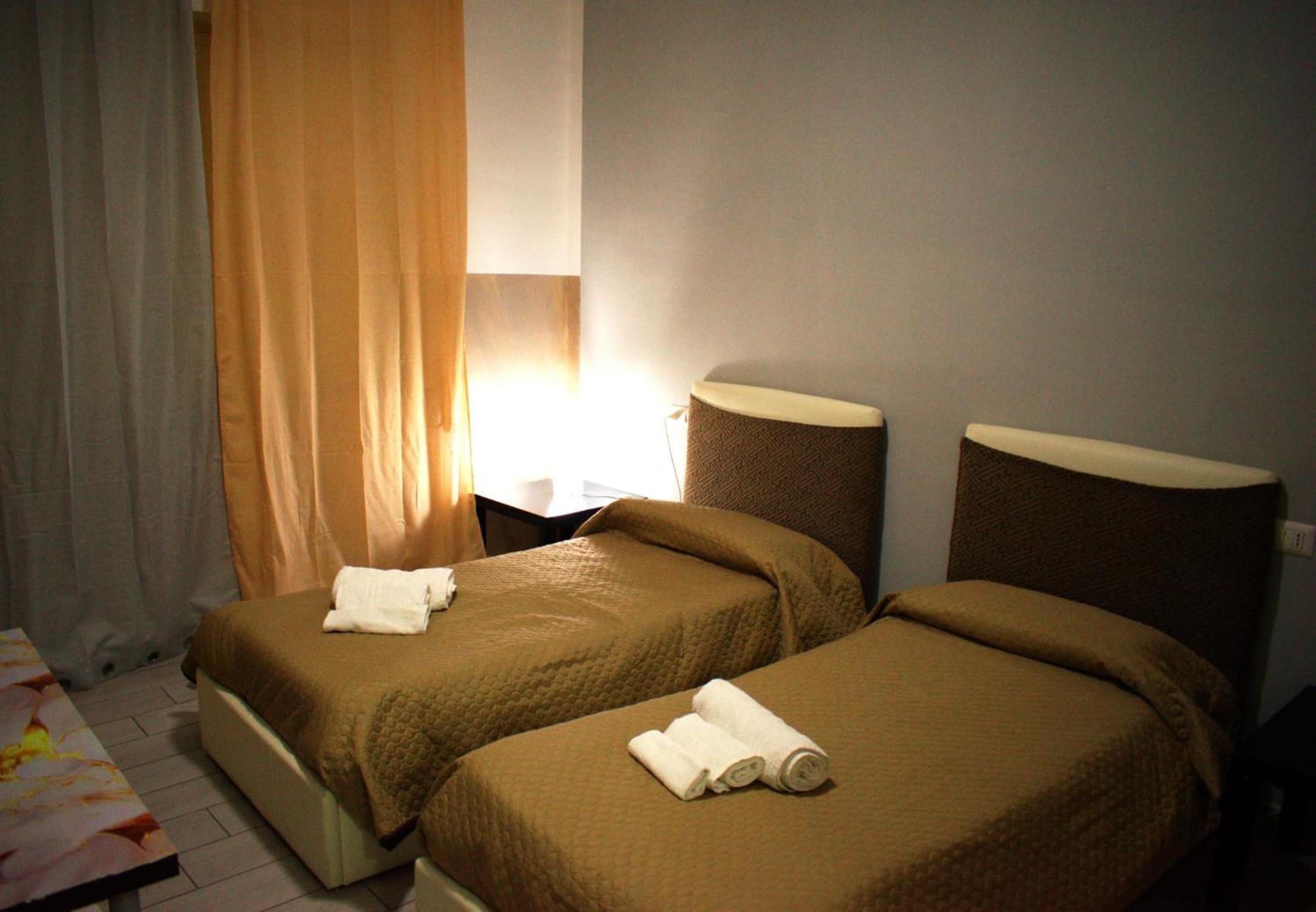 Neapolis Center Bed and Breakfast Buitenkant foto